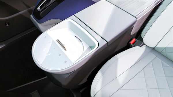 极狐考拉发布首款智能亲子车：有侧滑门、自带电子安全座椅