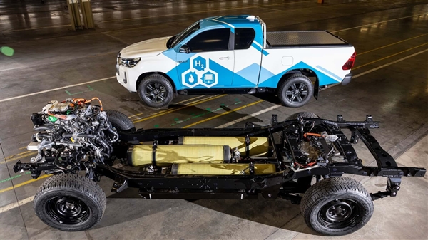 丰田Hilux氢燃料电池车亮相：氢能源再次引发关注