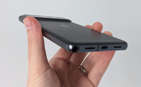 全新MagSafe模块亮相：谷歌Pixel 8/Pro手机实现有线投屏