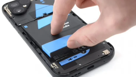 Fairphone 5：iFixit 维修性满分，重新定义可维修手机