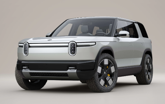 Rivian全新中型SUV R2发布，约32.4万元人民币起售，2026年上半年交付